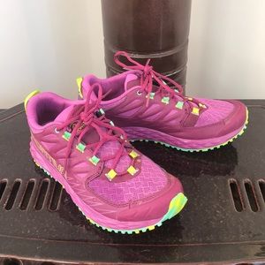 La deportiva trail running shoe practically new